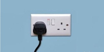 老婆用了這個(gè)方法，我家開(kāi)關(guān)插座就再也沒(méi)壞過(guò)了