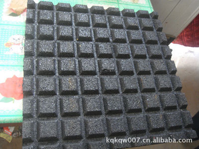 【特賣廣場(chǎng)專用T型溝槽防滑耐磨磚】價(jià)格,廠家,圖片,塑料、塑膠、橡膠地板,魏縣鳴仁橡膠制品mdash;&mdash;銷售一部-